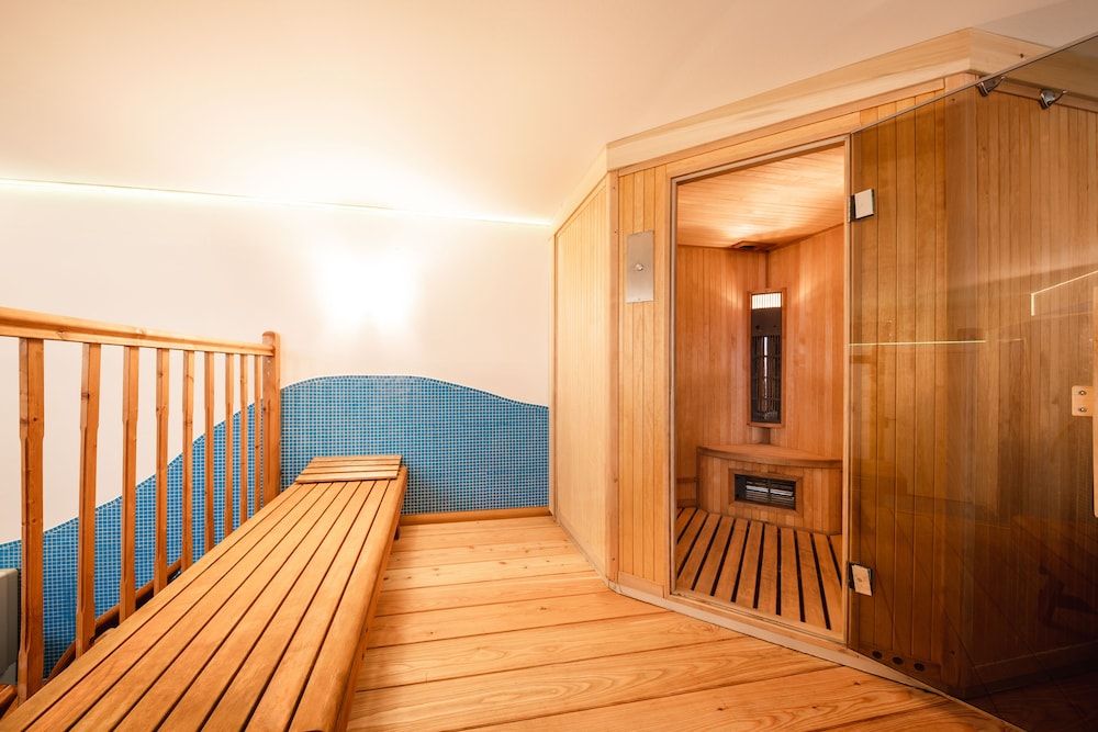 hotel elena