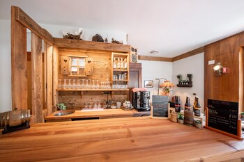 hotel elena