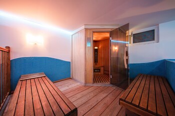 hotel elena