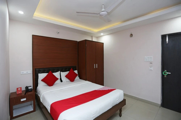 kamat inn