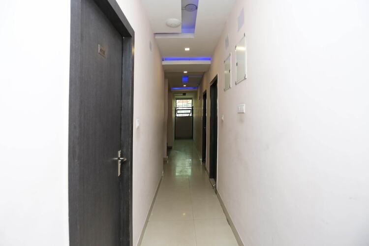 kamat inn