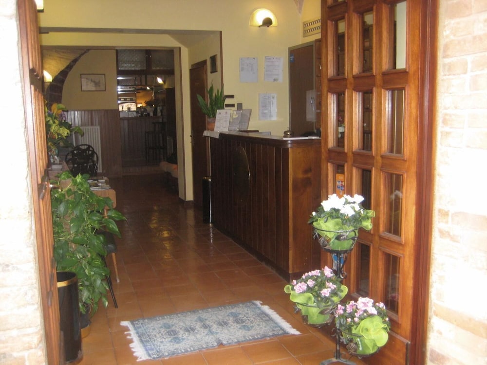 hotel san rufino