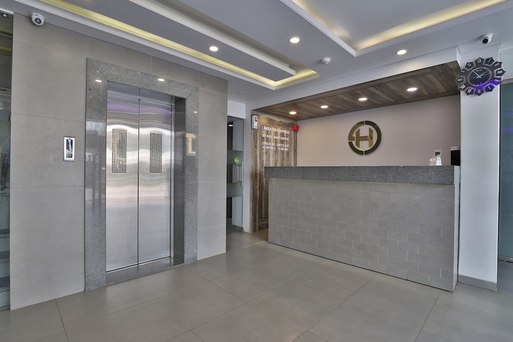 hotel limra vadodara