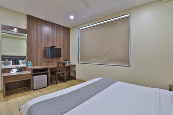 hotel limra vadodara