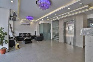 hotel limra vadodara