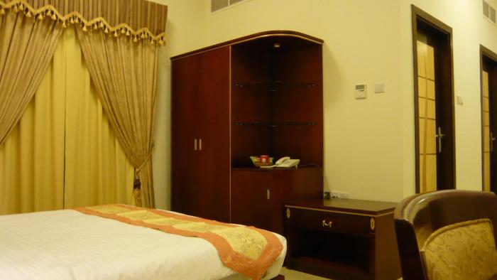 oyo dream palace hotel
