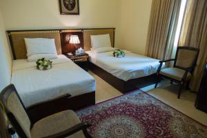 oyo dream palace hotel