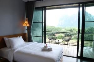 inthira vang vieng