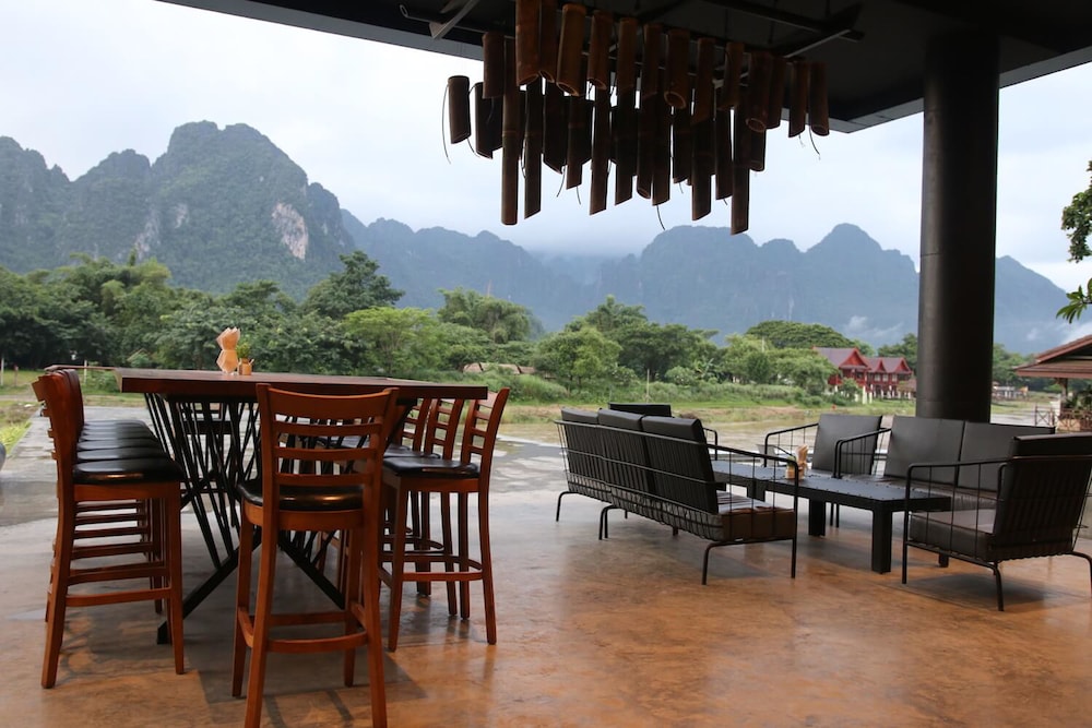 inthira vang vieng