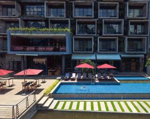 inthira vang vieng