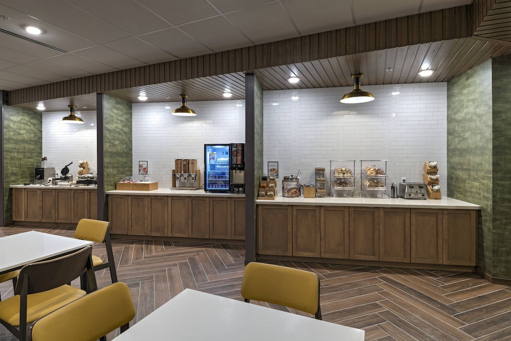 fairfield inn and suites by marriott st louis downtown