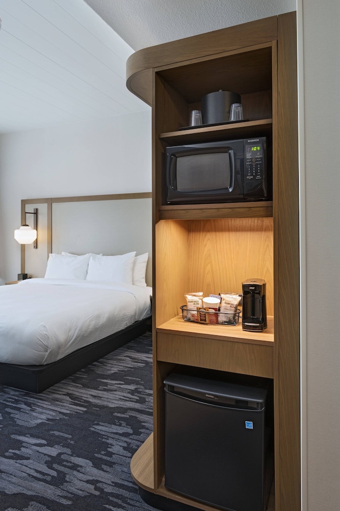 fairfield inn and suites by marriott st louis downtown