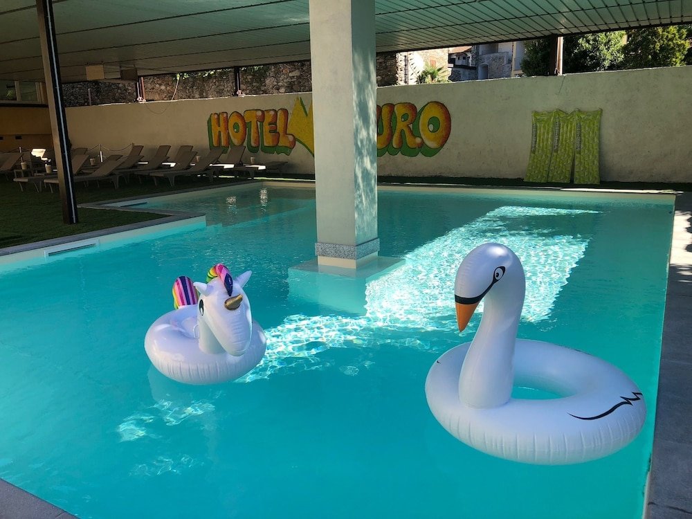 hotel lauro