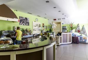hotel lauro