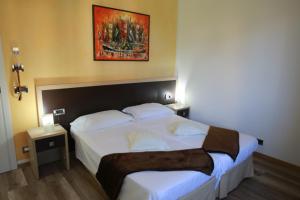 hotel lauro