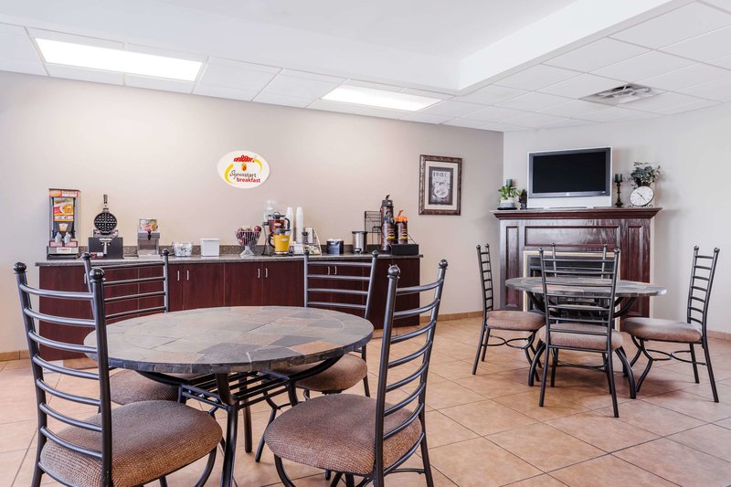 super 8 by wyndham rainsville