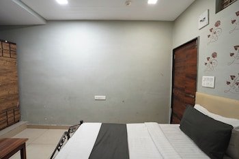 Hotel Sai Inn,Naroda>>Ahmedabad,2 star