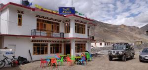 The Alpinist Cafe And Retreat,Spiti>>Kaza,3 star