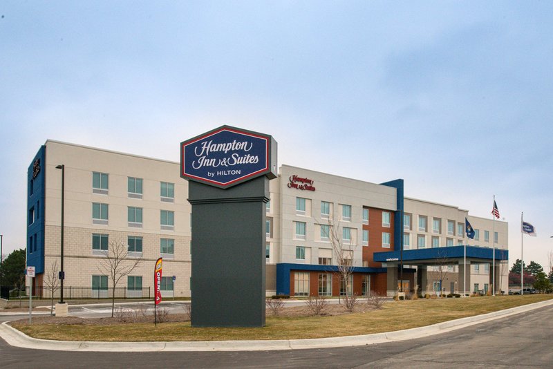 Hampton Inn & Suites Adrian