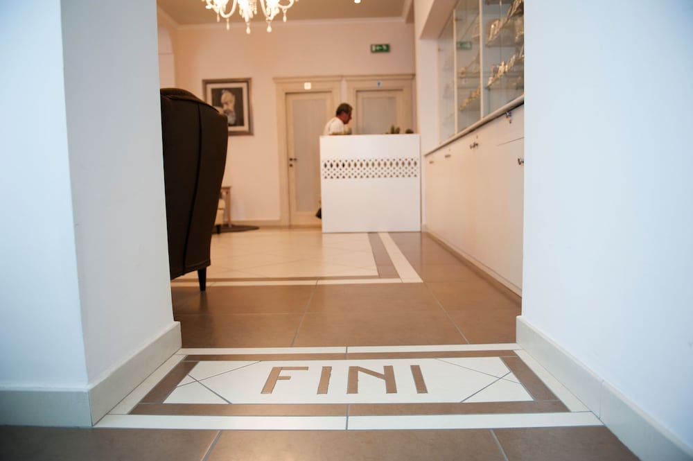 hotel fini