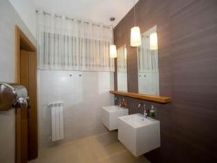 Vittoria,Foggia>>Bari,4 star