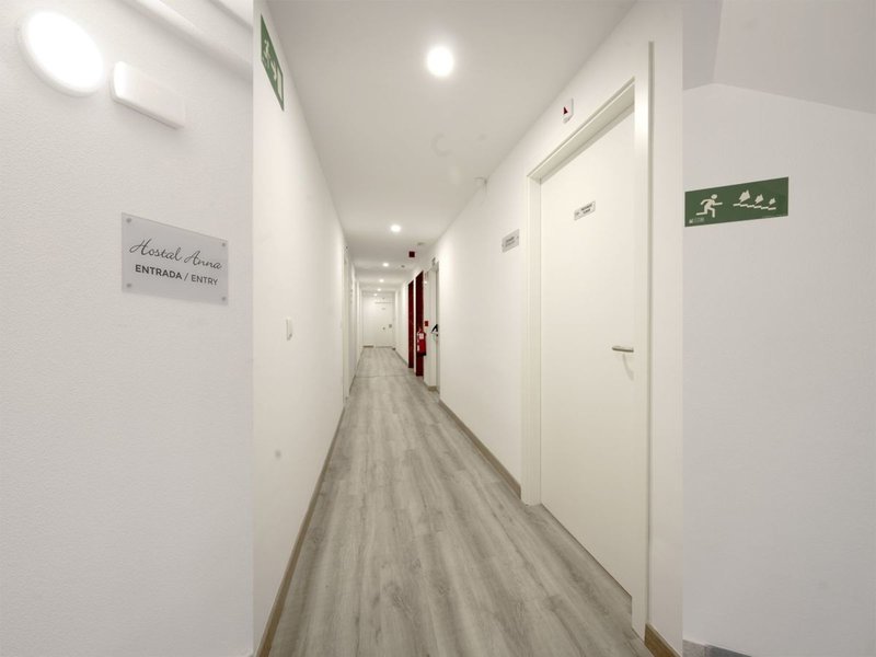 hostal anna benidorm