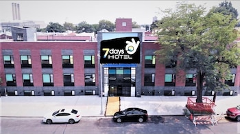 7 days hotel bronx