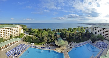 sol nessebar palace all inclusive