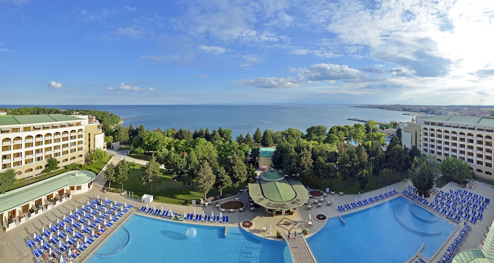 sol nessebar palace all inclusive