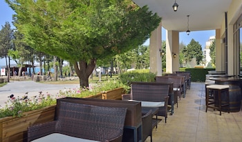 sol nessebar palace all inclusive