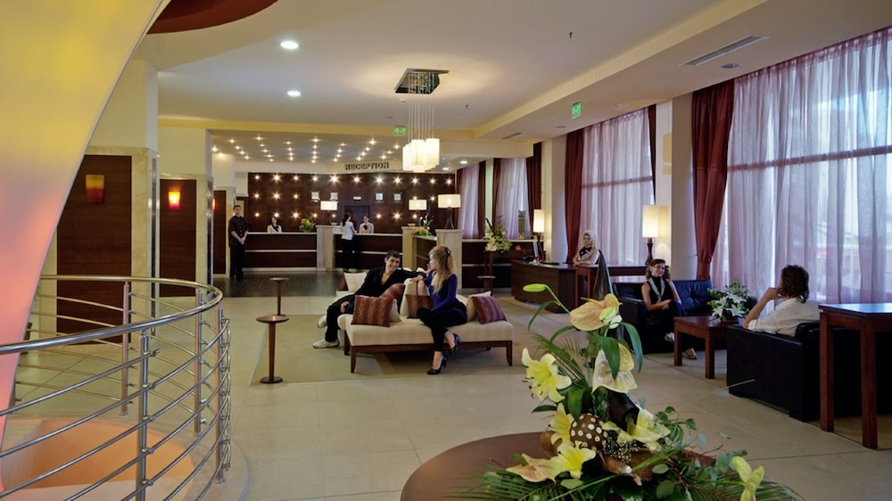 sol nessebar palace all inclusive