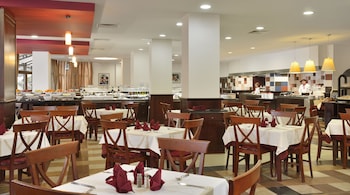 sol nessebar palace all inclusive