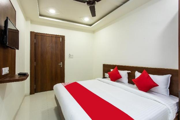 collection o 23058 hotel aditya regency