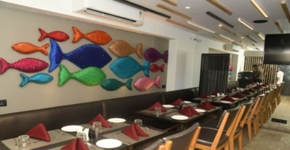 hotel bindra supremacy