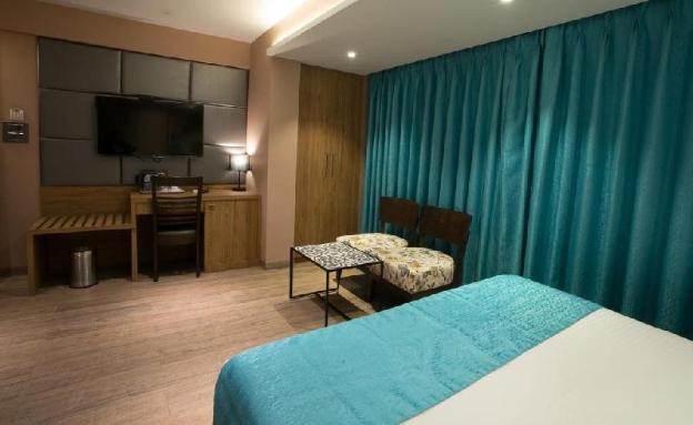hotel bindra supremacy