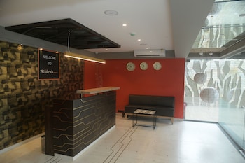 hotel bindra supremacy