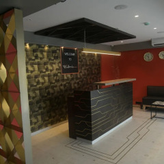 hotel bindra supremacy