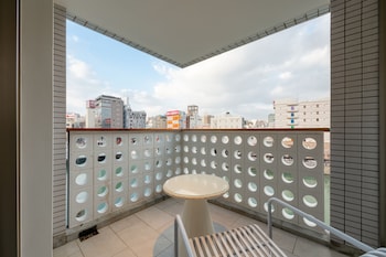 the onefive villa fukuoka
