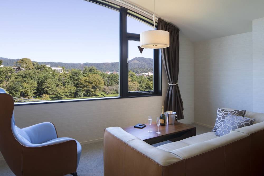 hotel riverte kyoto kamogawa