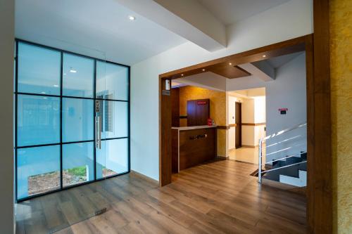 sapphire hotel apartment