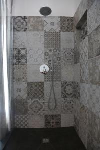 dimi house