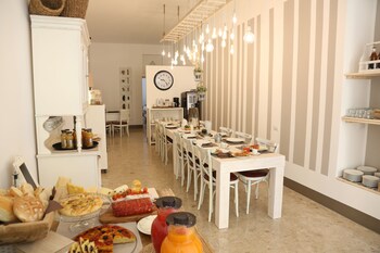 dimi house