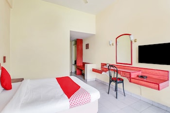 oyo 60852 hotel residency park