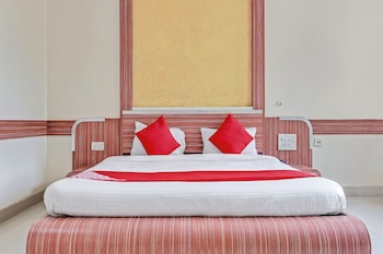 oyo 60852 hotel residency park