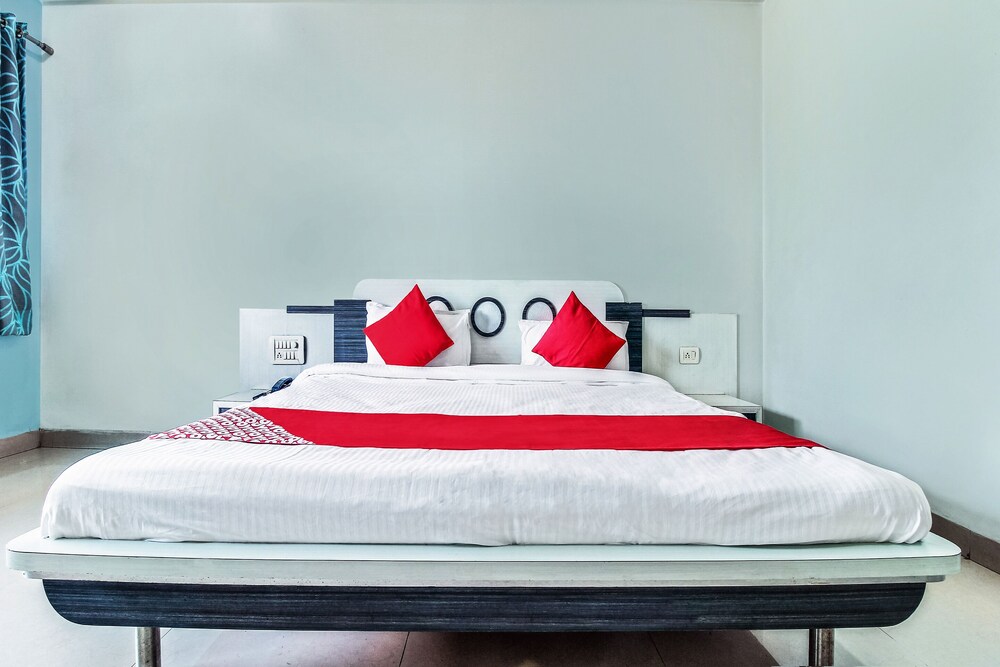 oyo 60852 hotel residency park