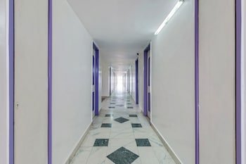 oyo 60852 hotel residency park