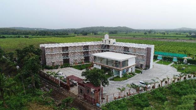 carina retreat resort