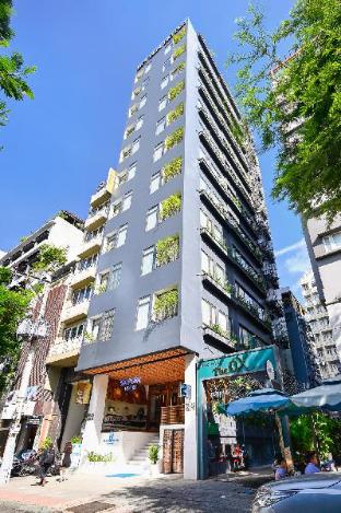 sky gem central hotel