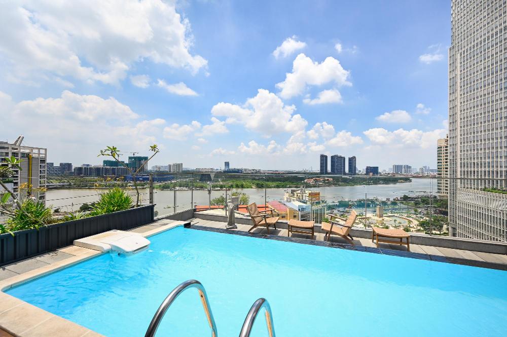 sky gem central hotel