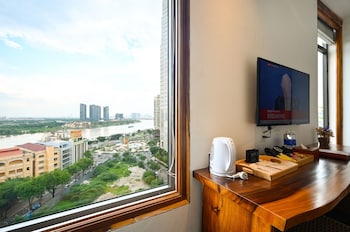 sky gem central hotel